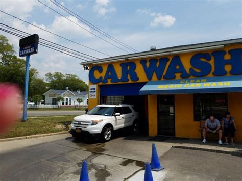 Services offered by magic car wash and lube center farmingville